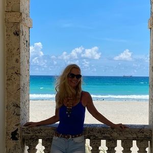 Meet your Posher, Natasha